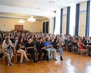 Rektorica prof. dr. sc. Dijana Vican primila studente prve godine "Budite ambiciozni, ali i postanite bolji ljudi"
